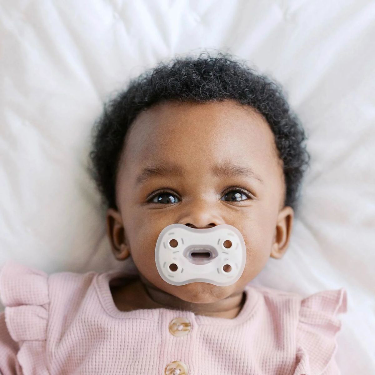 Dr. Brown’s Advantage One-Piece Silicone Pacifier 3-Pack - 0-6M - Fully Reversible Design